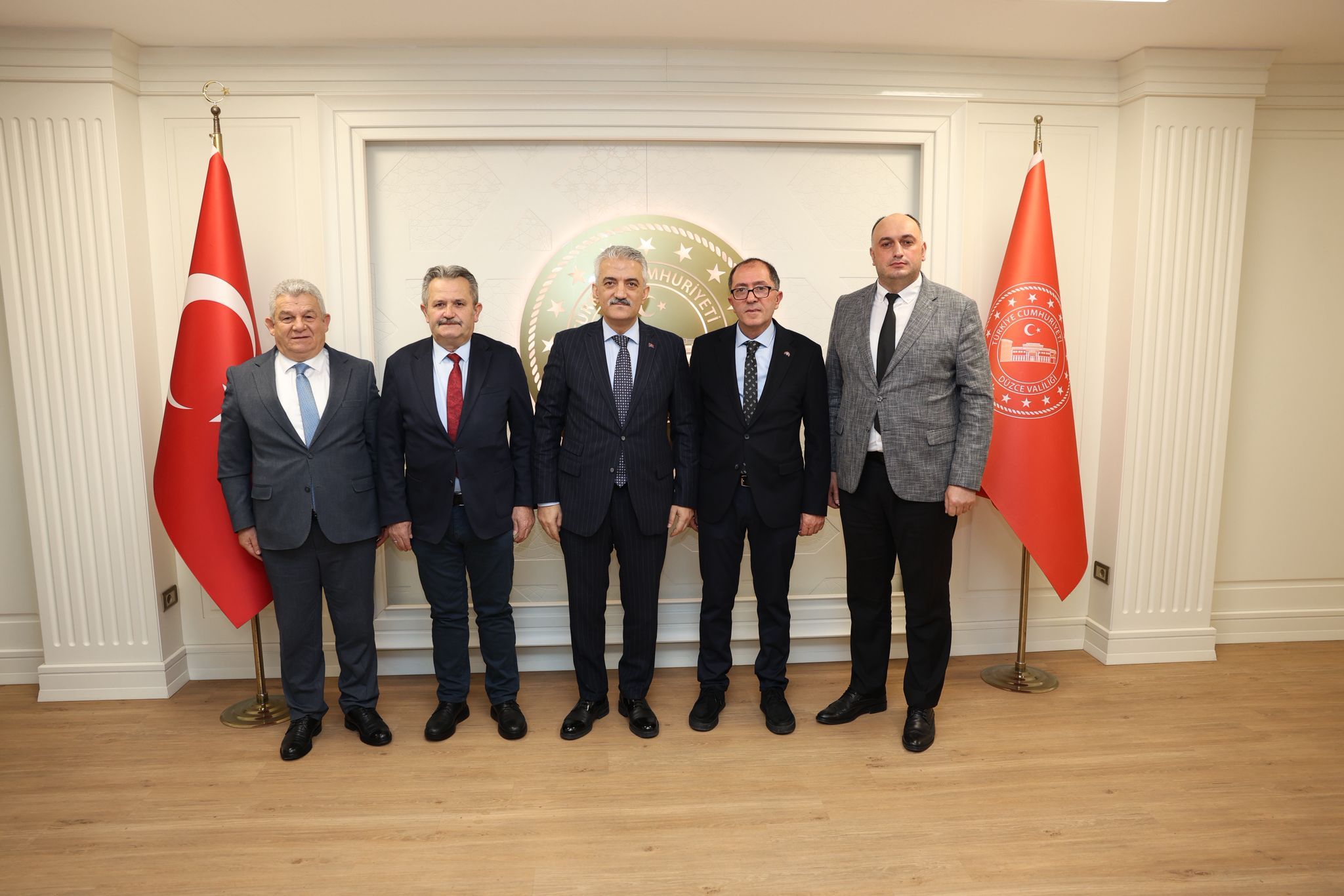 BAŞKANLARDAN VALİ MAKAS'A ZİYARET