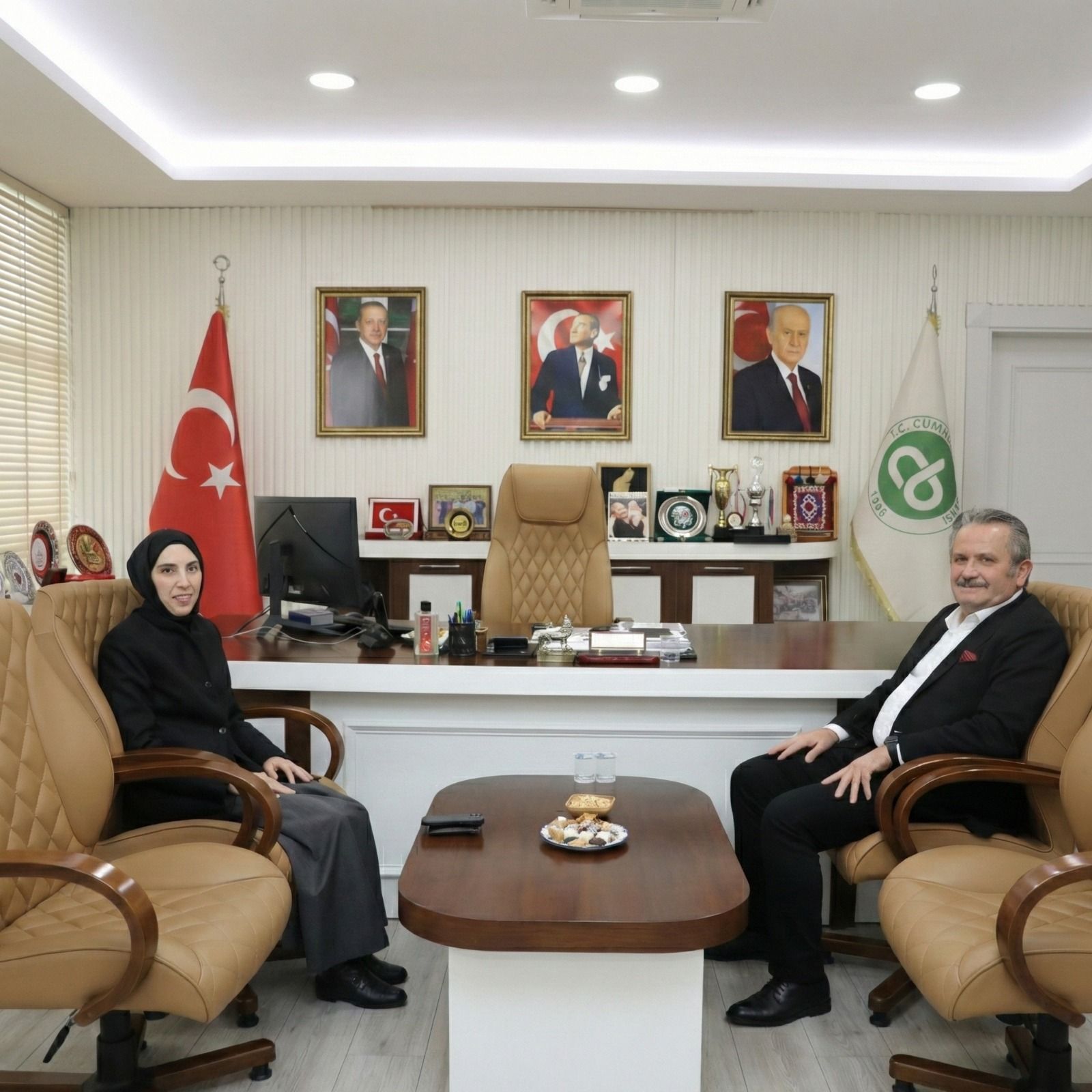 KAYMAKAM ŞENDUR’DAN BAŞKAN KOLOĞLU’NA ZİYARET