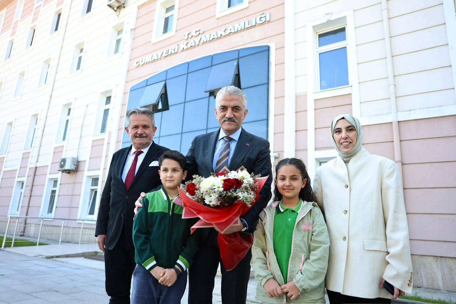 Vali Mehmet Makas’tan Cumayeri’ne "Saha" Çıkartması: Sorunları Yerinde Dinledi